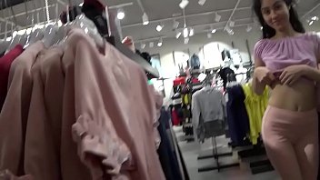 Public threesome sex at the mall | sexo em publico |sexo na rua